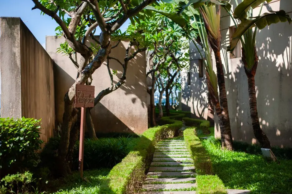 Greens & Outdoors at LODHA AMARA, Kolshet, Thane